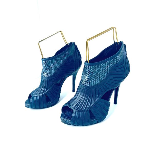 Christian Dior vintage Navy Snakeskin Embossed Open Toe Cutout Booties Size 37 - Picture 2 of 7